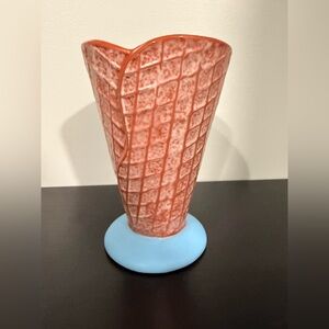 1 Vintage Hallmark Ceramic Ice Cream Waffle Cone serving dish
